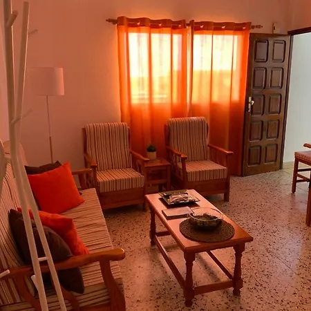 Panchomora Apartment *